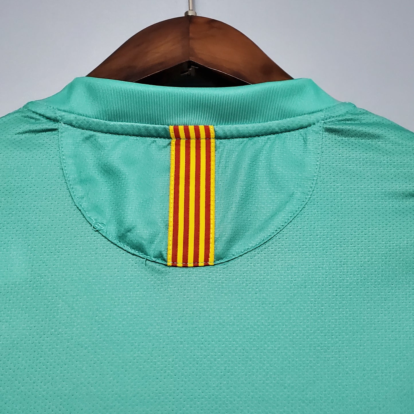 CAMISETA BARCELONA 2010/11 RETRO VISITA HOMBRE (VERSIÓN FAN)