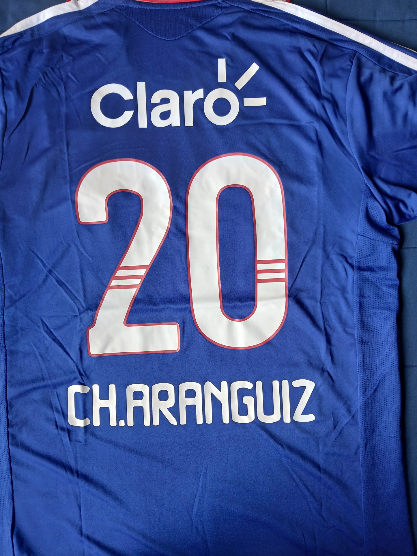 ENVÍO RAPIDO / CAMISETA UNIVERSIDAD DE CHILE 2011 LOCAL HOMBRE (VERSIÓN FAN)