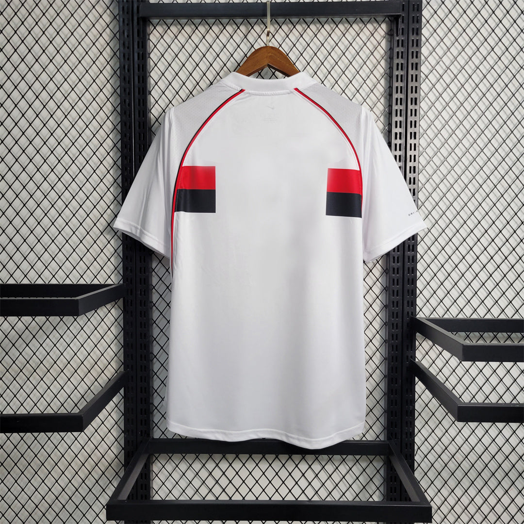 CAMISETA FLAMENGO 2002/03 RETRO VISITA HOMBRE (VERSIÓN FAN)