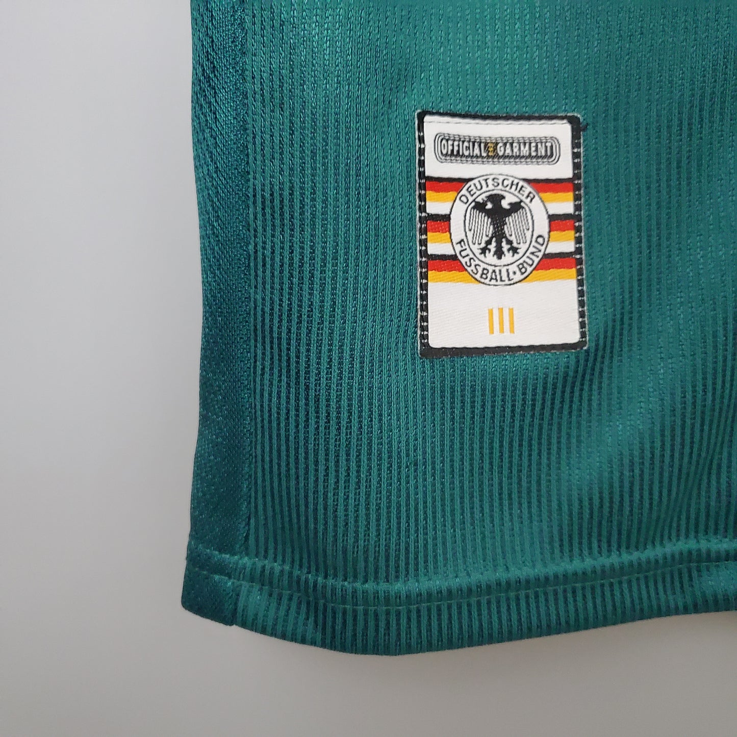 CAMISETA ALEMANIA 1998 RETRO VISITA HOMBRE (VERSIÓN FAN)