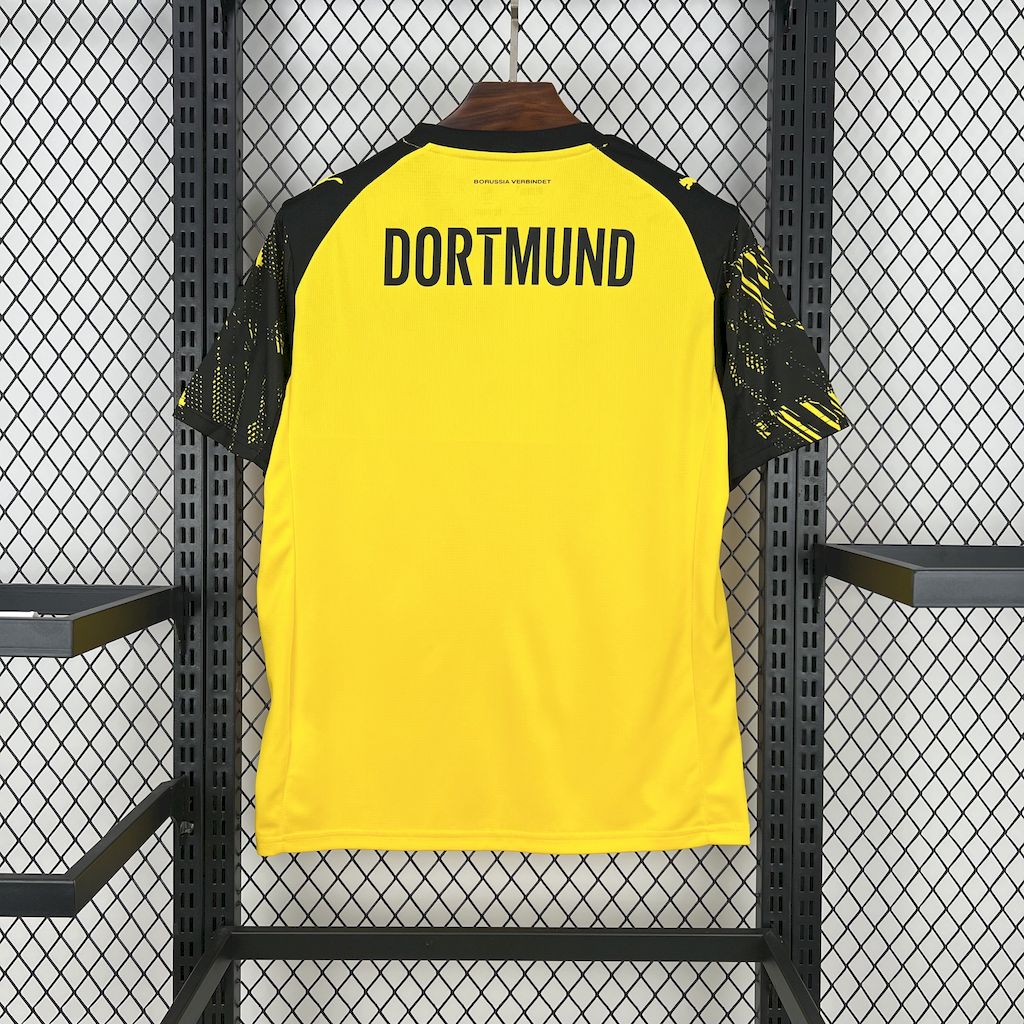 CAMISETA BORUSSIA DORTMUND 2025/26 LOCAL HOMBRE (VERSIÓN FAN)