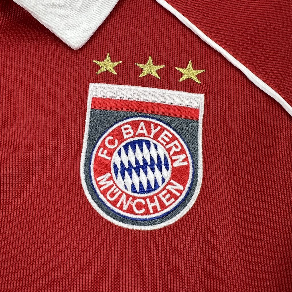 CAMISETA BAYERN MUNICH 2005/06 RETRO LOCAL HOMBRE (VERSIÓN FAN)