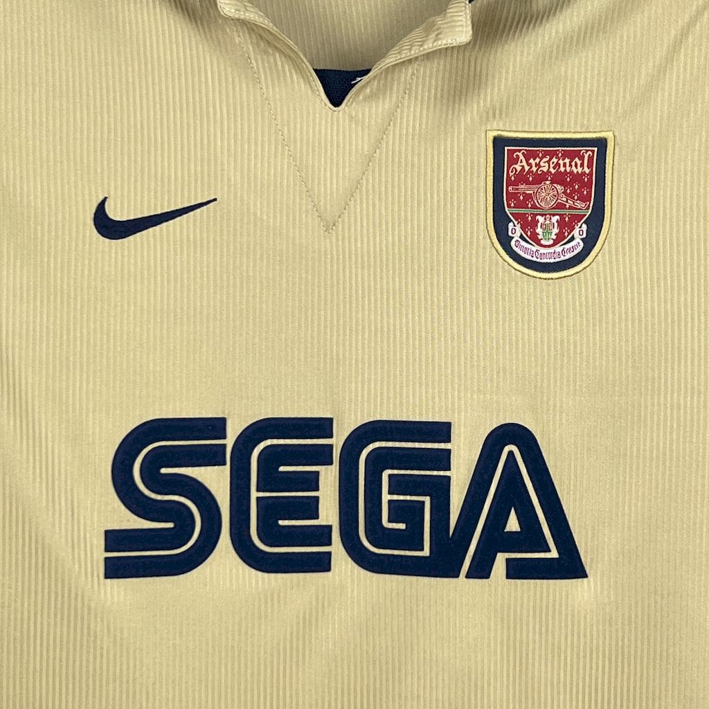 CAMISETA ARSENAL 2001/02 RETRO VISITA HOMBRE (VERSIÓN FAN)