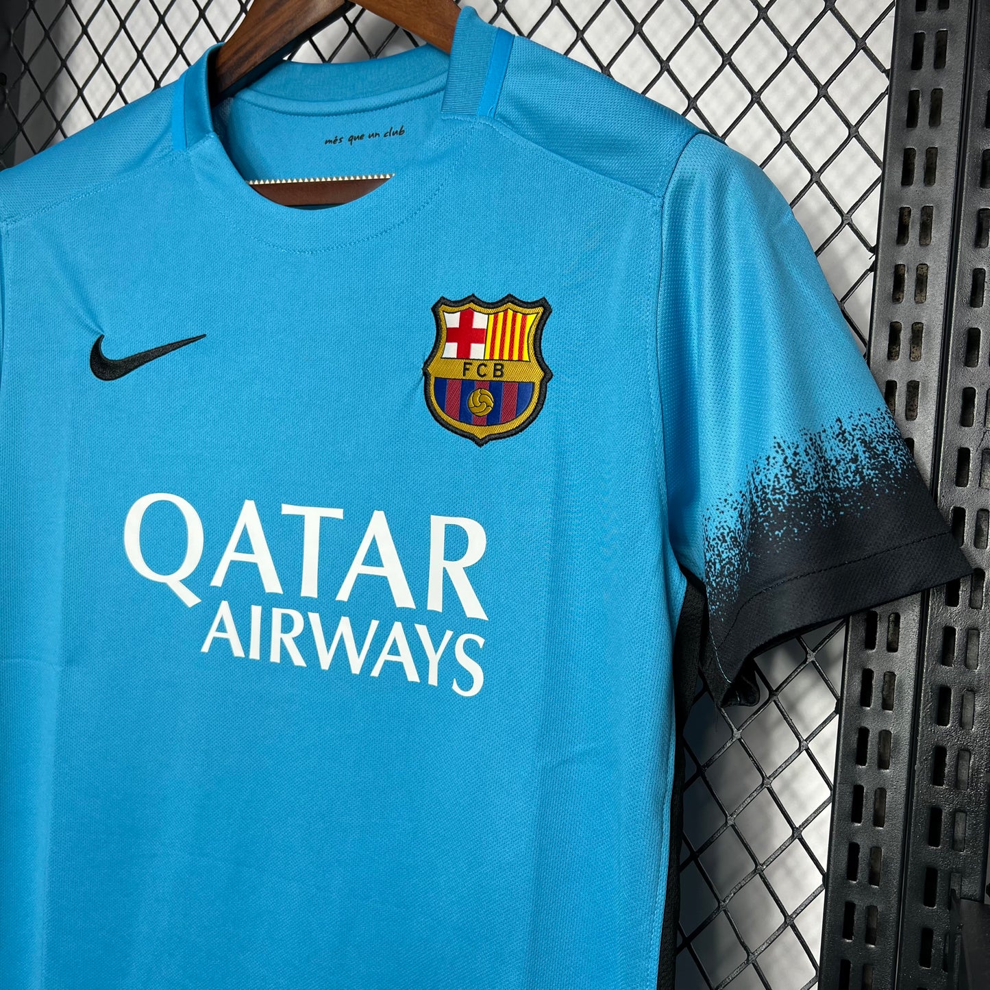 CAMISETA BARCELONA 2015/16 RETRO VISITA HOMBRE (VERSIÓN FAN)