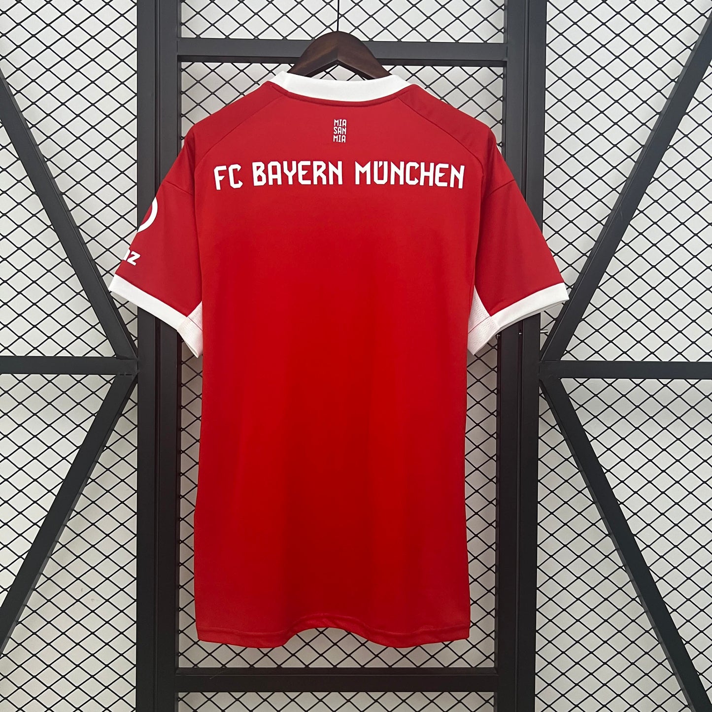 CAMISETA BAYERN MUNICH 2025/26 LOCAL HOMBRE (VERSIÓN FAN)