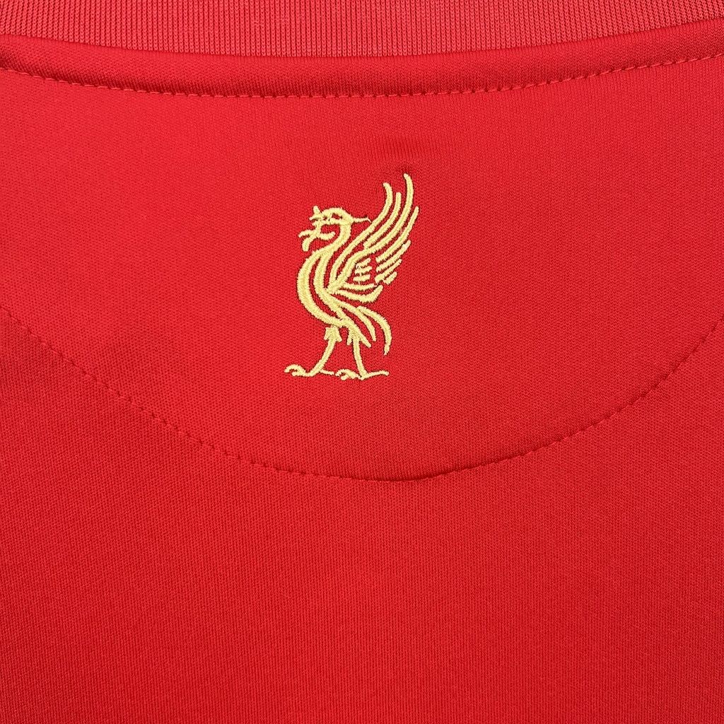 CAMISETA LIVERPOOL 2008/10 RETRO LOCAL HOMBRE (VERSIÓN FAN)