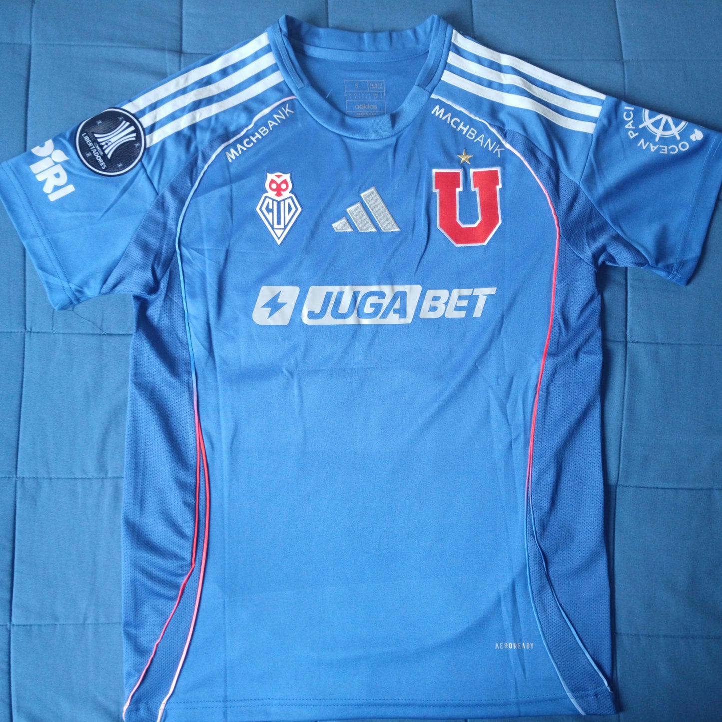 ENVÍO RAPIDO / CAMISETA UNIVERSIDAD DE CHILE 25/26 EDICIÓN 98 AÑOS HOMBRE (VERSIÓN FAN)