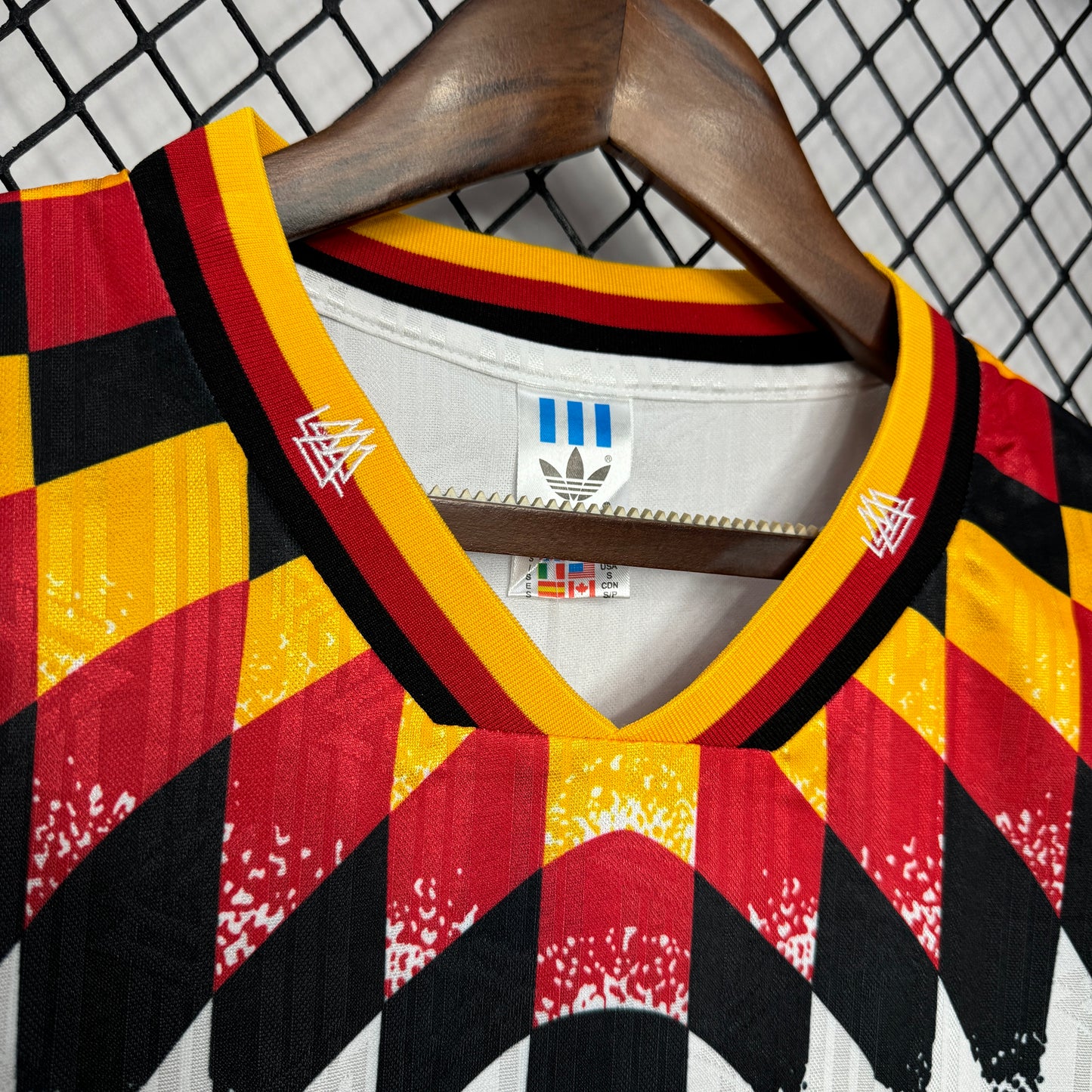 CAMISETA ALEMANIA 1994 RETRO LOCAL HOMBRE (VERSIÓN FAN)