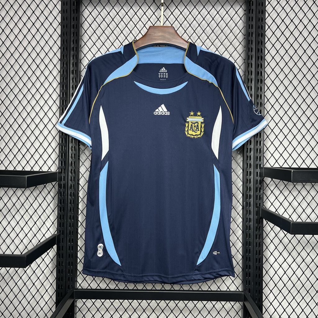 CAMISETA ARGENTINA 2006 RETRO VISITA HOMBRE (VERSIÓN FAN)