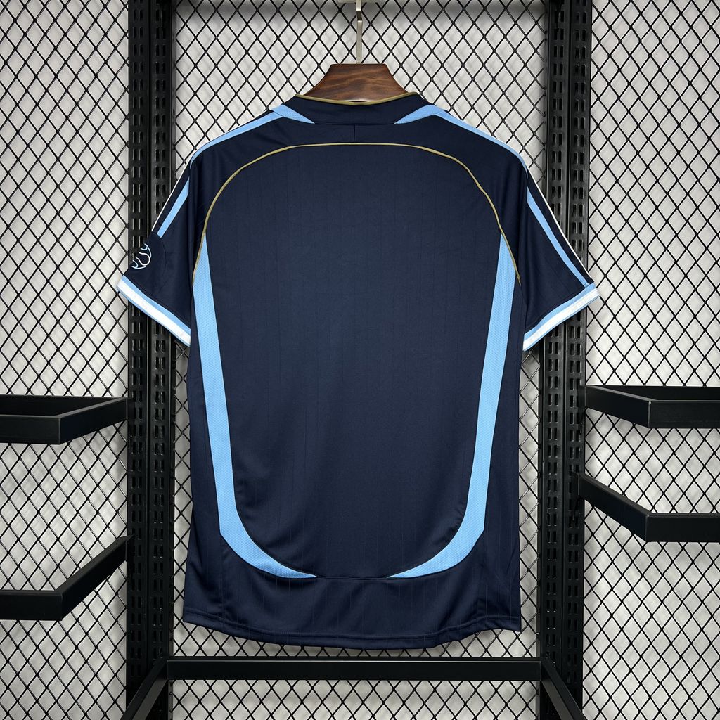 CAMISETA ARGENTINA 2006 RETRO VISITA HOMBRE (VERSIÓN FAN)