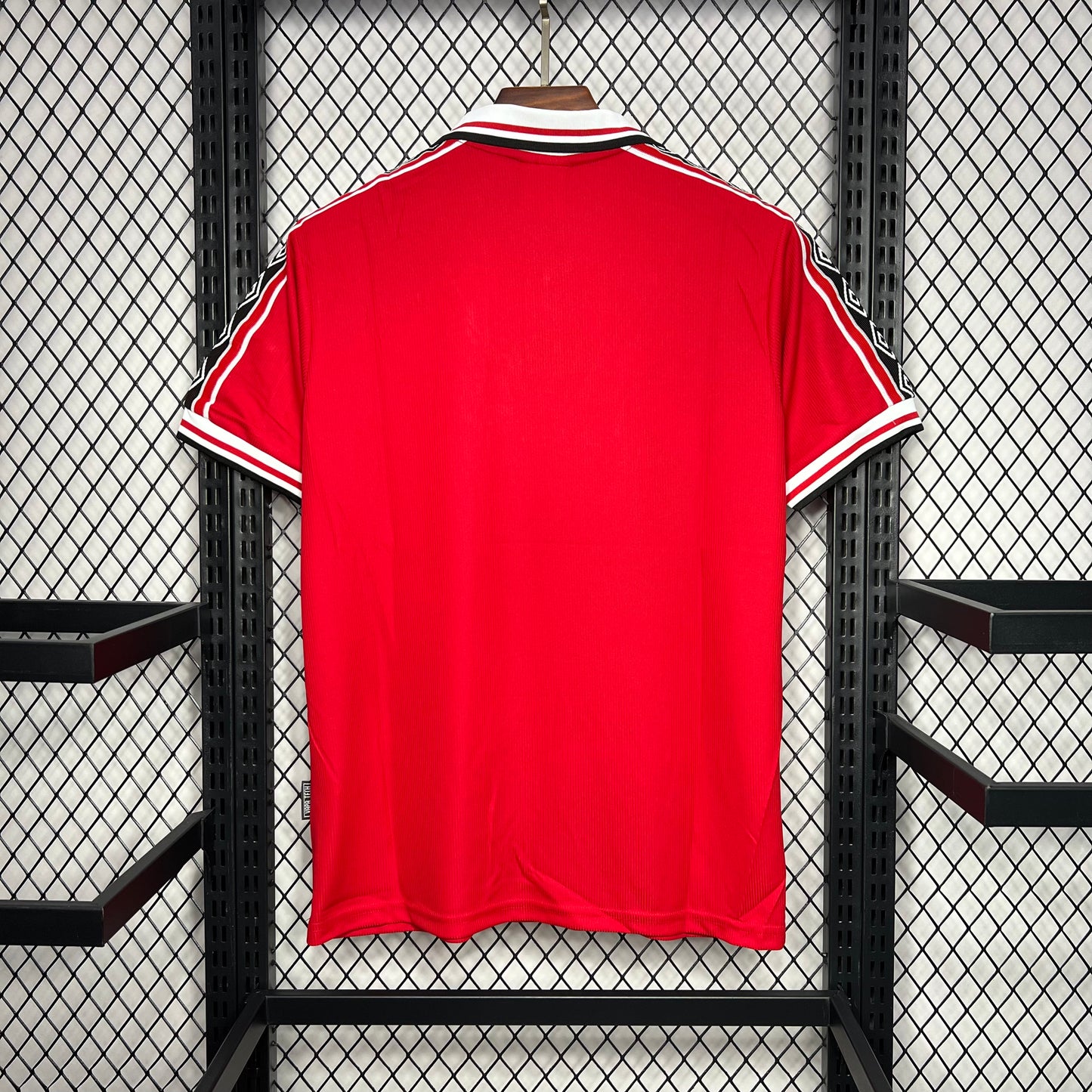 CAMISETA MANCHESTER UNITED 1998/99 RETRO LOCAL HOMBRE (VERSIÓN FAN)