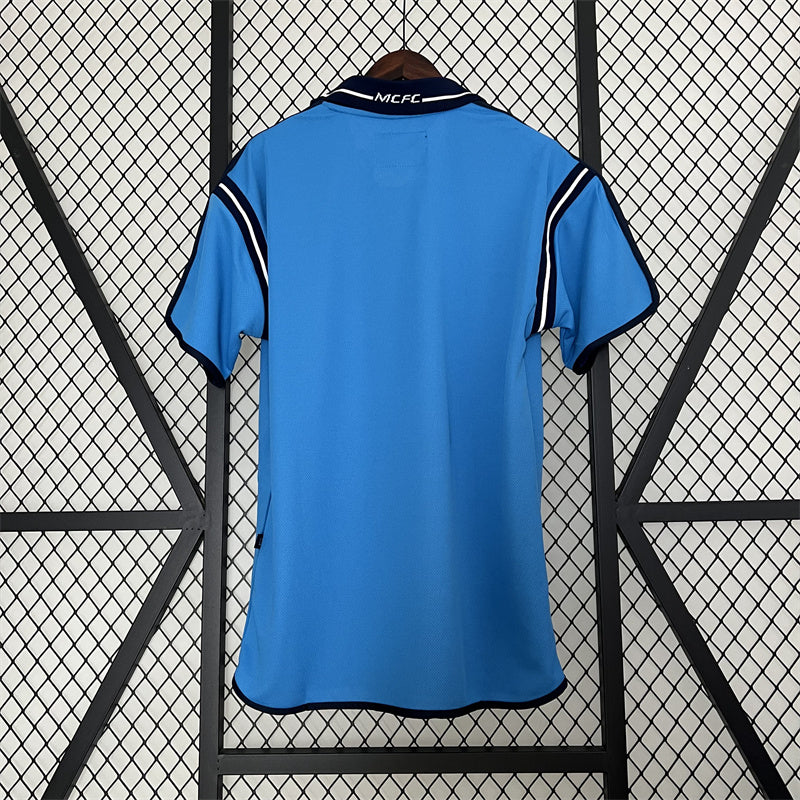 CAMISETA MANCHESTER CITY 2002/03 RETRO LOCAL HOMBRE (VERSIÓN FAN)