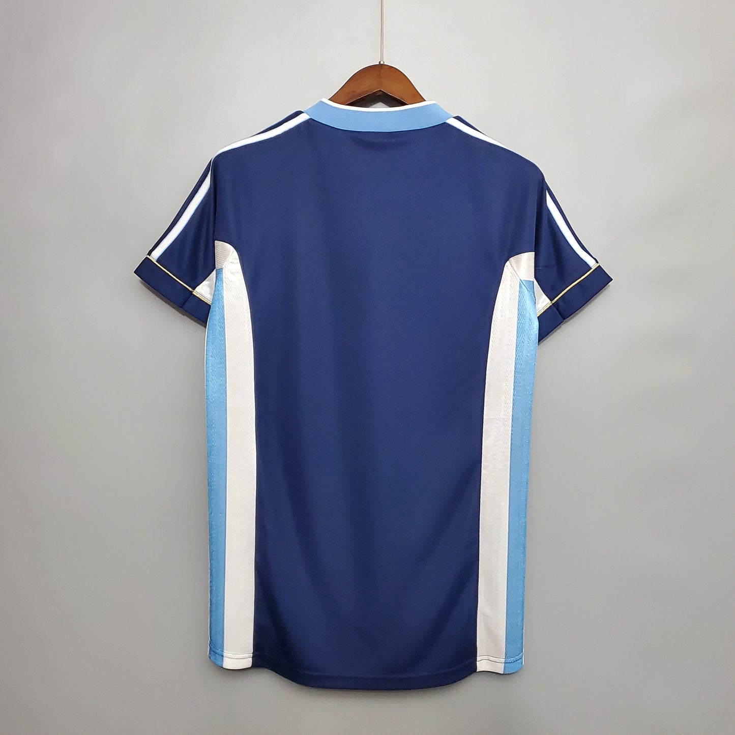CAMISETA ARGENTINA 1998 RETRO VISITA HOMBRE (VERSIÓN FAN)
