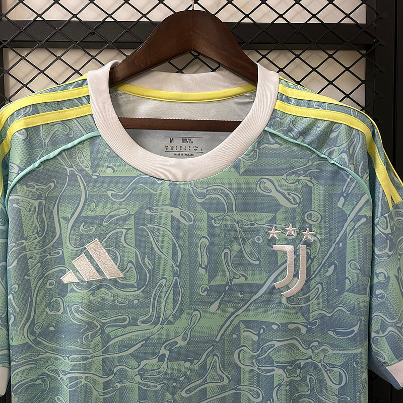 CAMISETA JUVENTUS 2025/26 VISITA HOMBRE (VERSIÓN FAN)