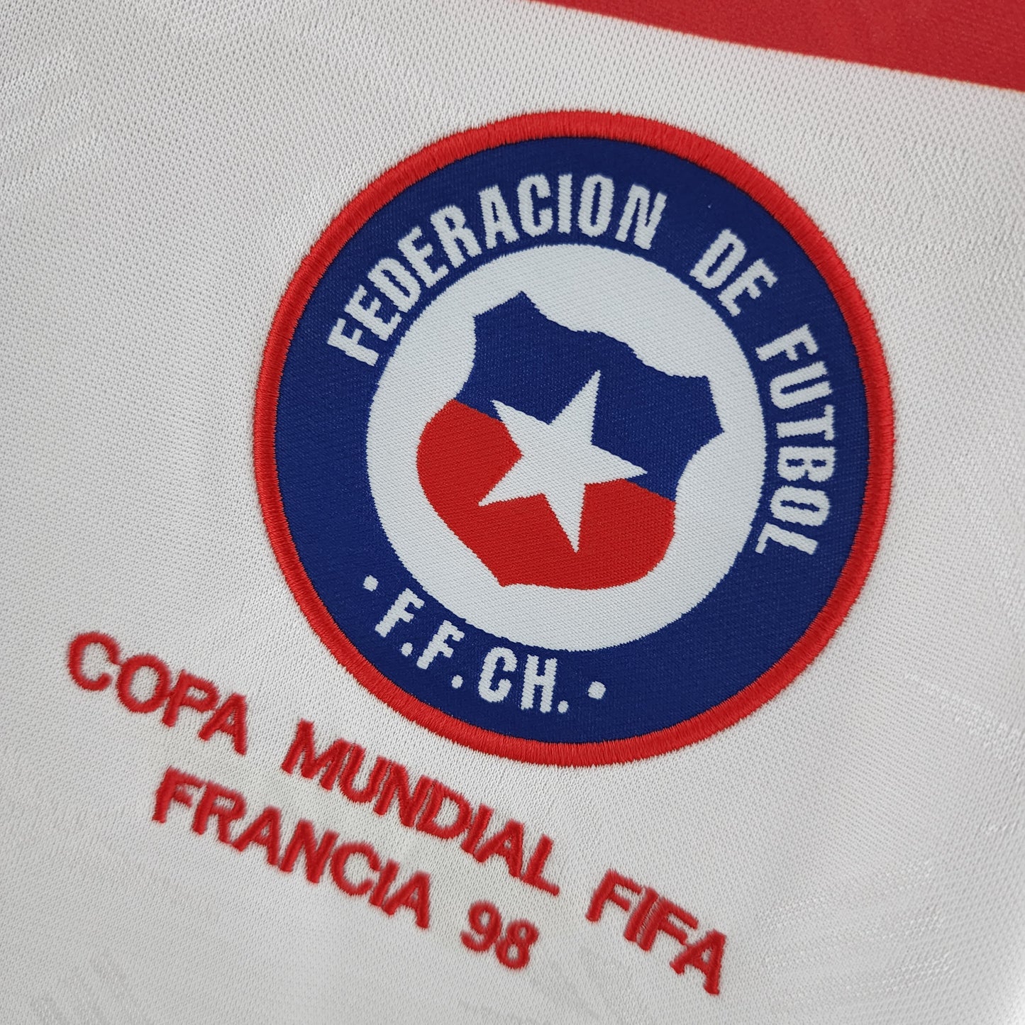 CAMISETA CHILE 1998 RETRO VISITA HOMBRE (VERSIÓN FAN)