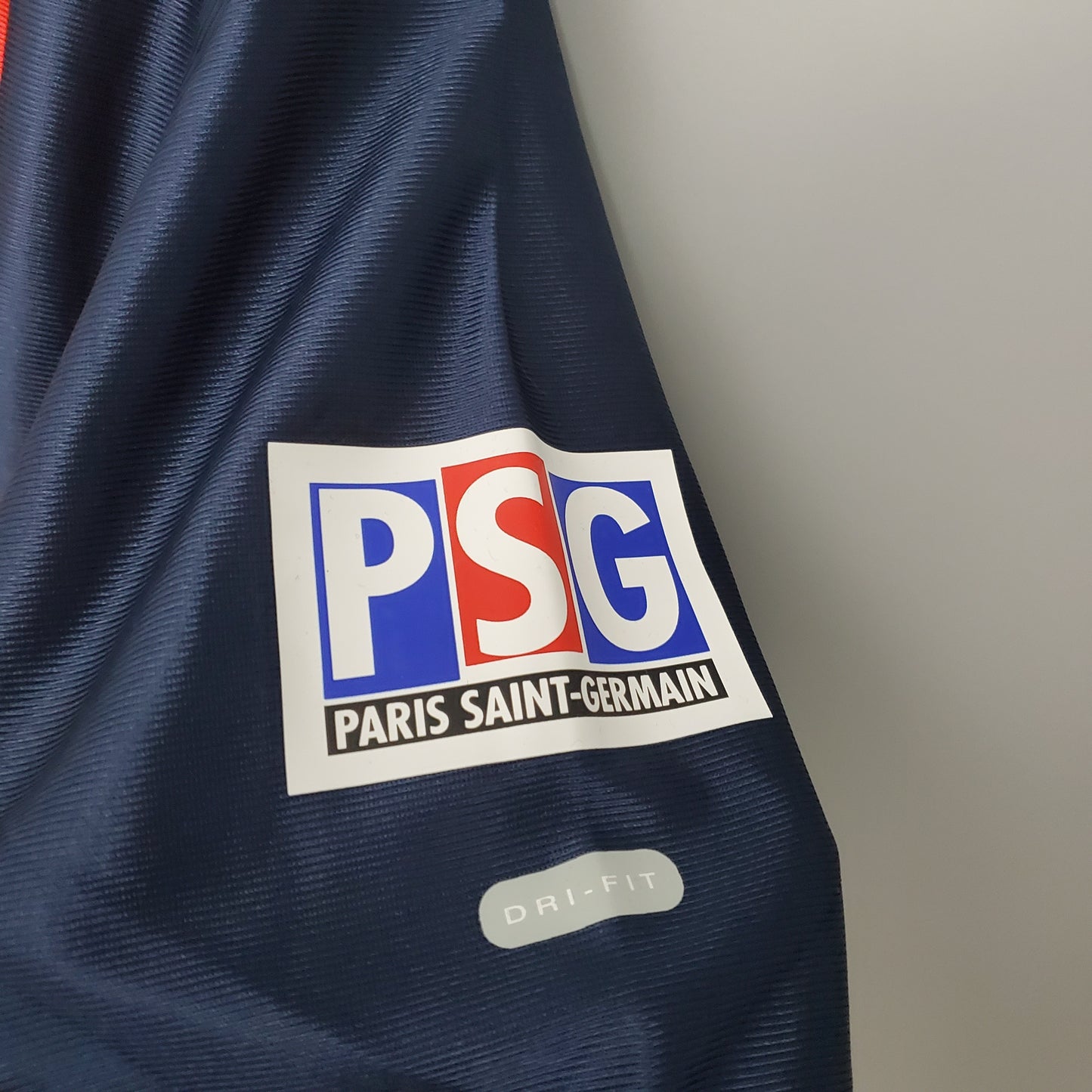 CAMISETA PSG 2001/02 RETRO LOCAL HOMBRE (VERSIÓN FAN)