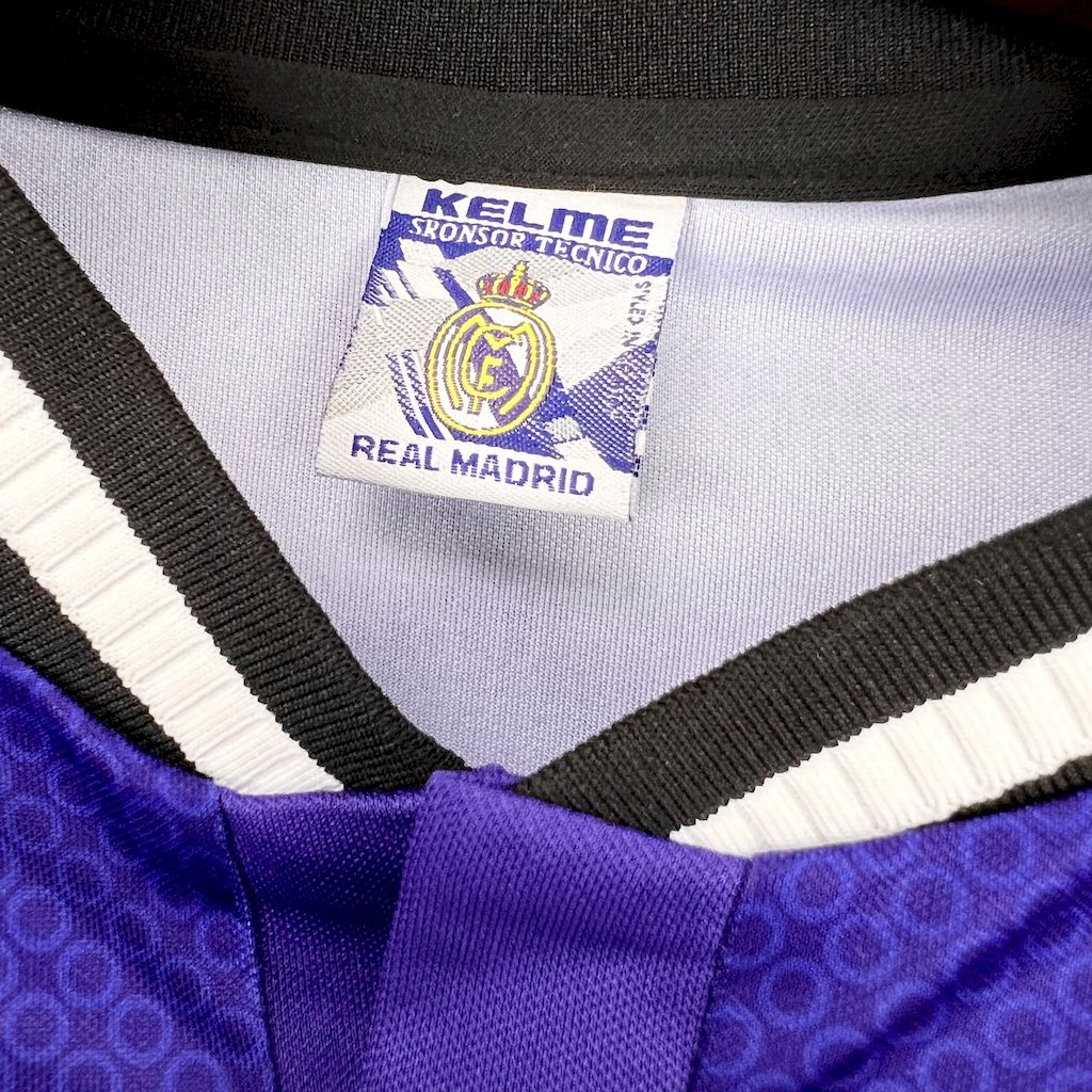 CAMISETA REAL MADRID 1997/98 RETRO VISITA HOMBRE (VERSIÓN FAN)