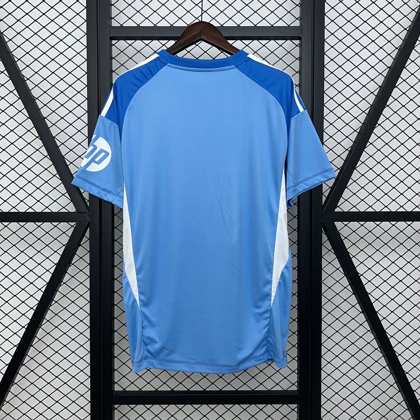 CAMISETA REAL MADRID 2025/26 ARQUERO HOMBRE (VERSIÓN FAN)