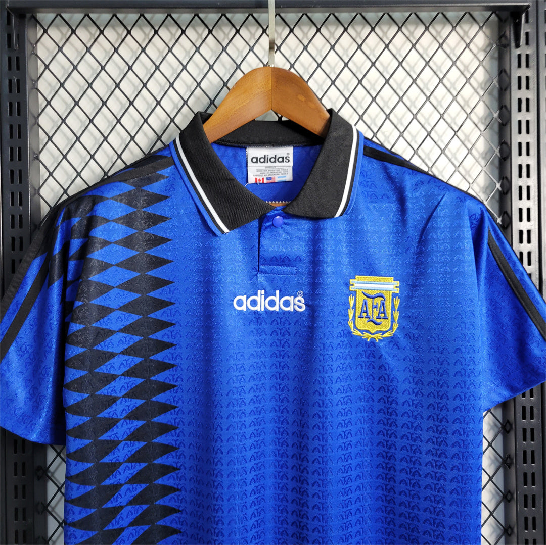 CAMISETA ARGENTINA 1986 RETRO VISITA HOMBRE (VERSIÓN FAN)
