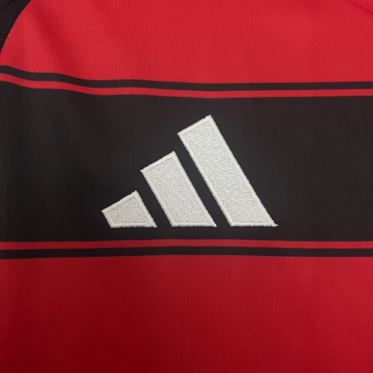 CAMISETA FLAMENGO 2025/26 LOCAL HOMBRE (VERSIÓN FAN)