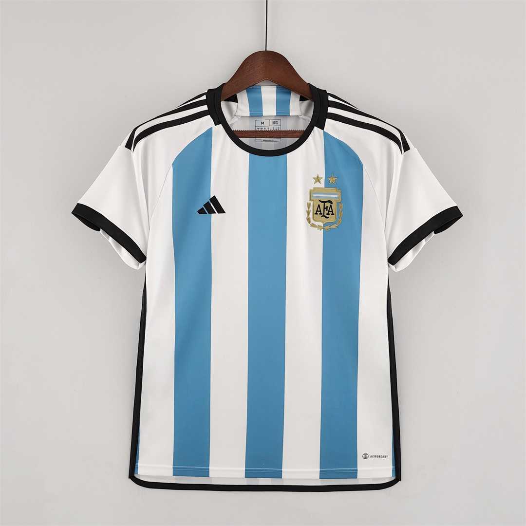CAMISETA ARGENTINA 2022 RETRO LOCAL HOMBRE (VERSIÓN FAN)