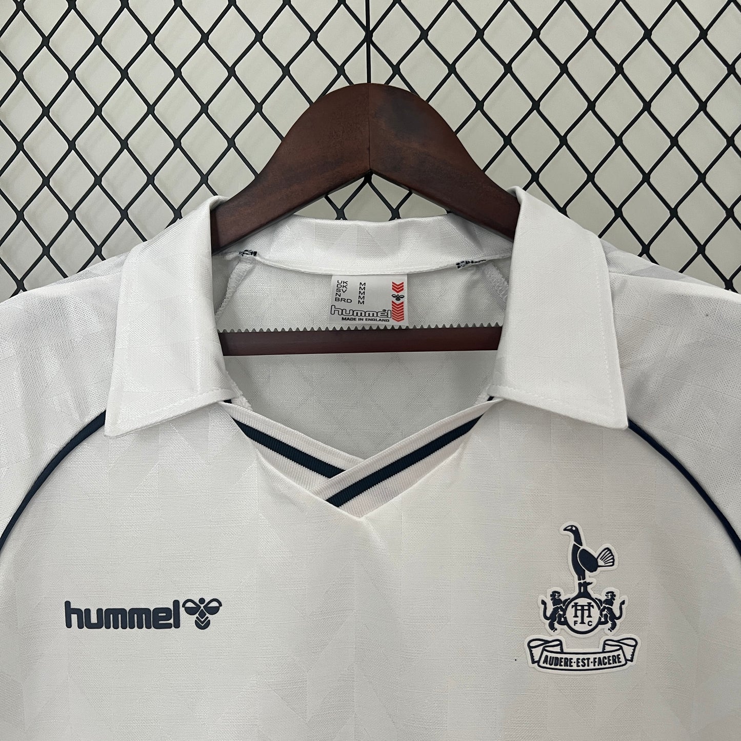 CAMISETA TOTTENHAM 1987/89 RETRO VISITA HOMBRE (VERSIÓN FAN)