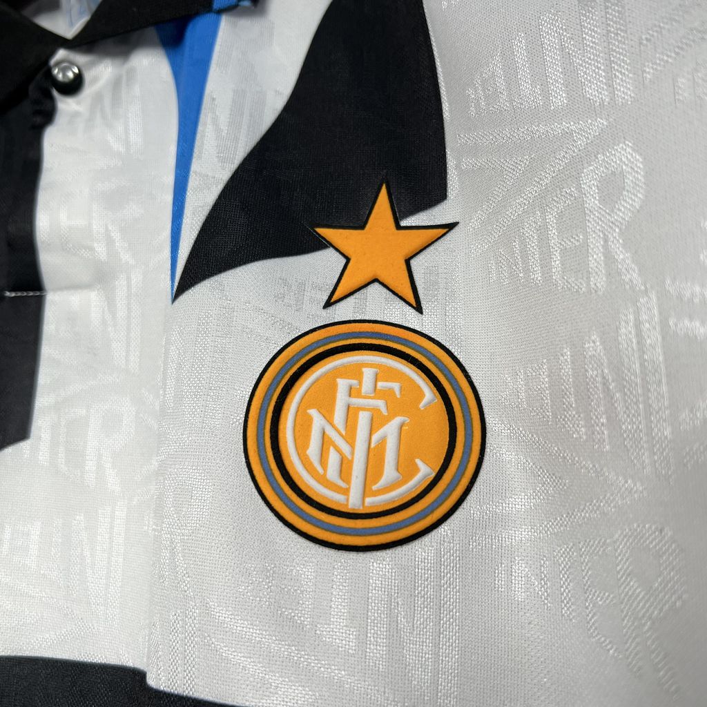 CAMISETA INTER DE MILAN RETRO 1992/93 VISITA HOMBRE (VERSIÓN FAN)