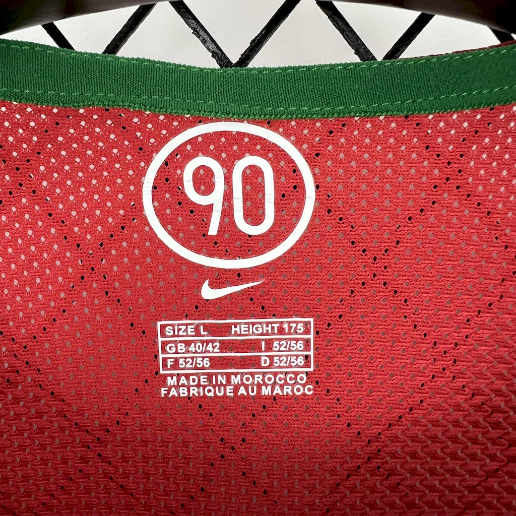 CAMISETA PORTUGAL 2004 RETRO LOCAL HOMBRE (VERSIÓN FAN)