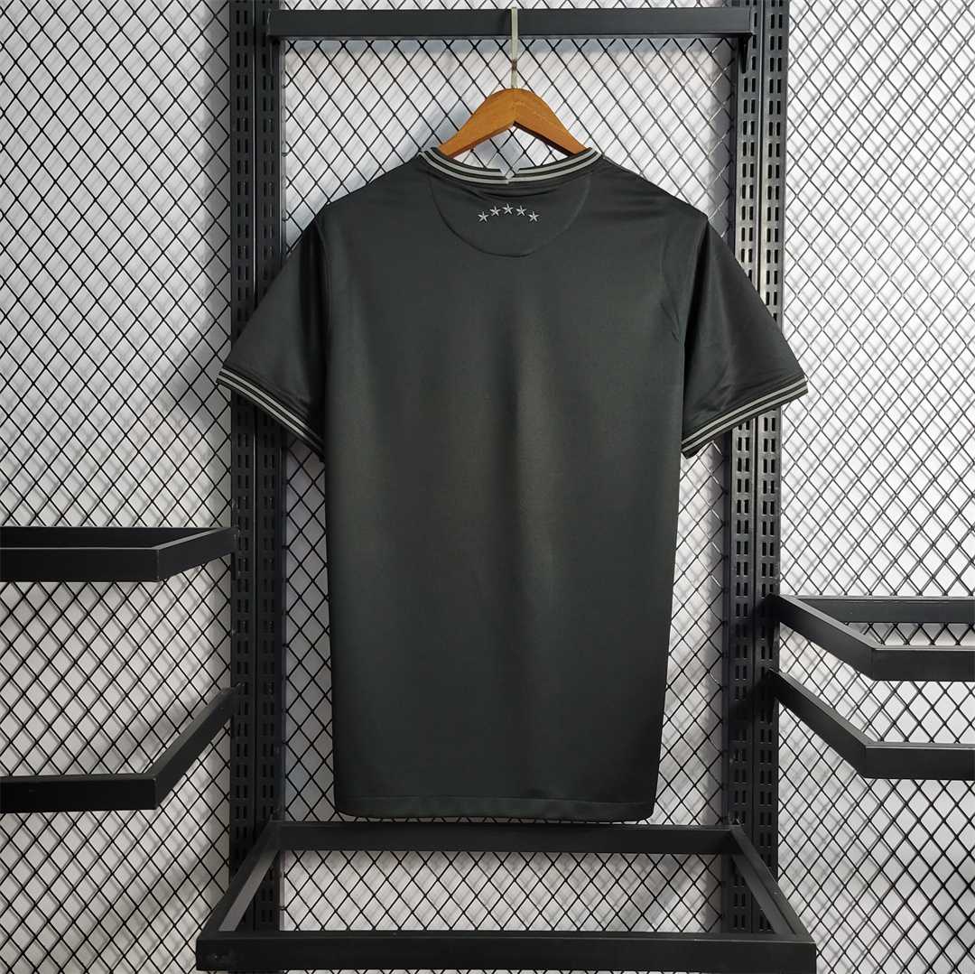 CAMISETA BRASIL 2022 RETRO VISITA HOMBRE (VERSIÓN FAN)
