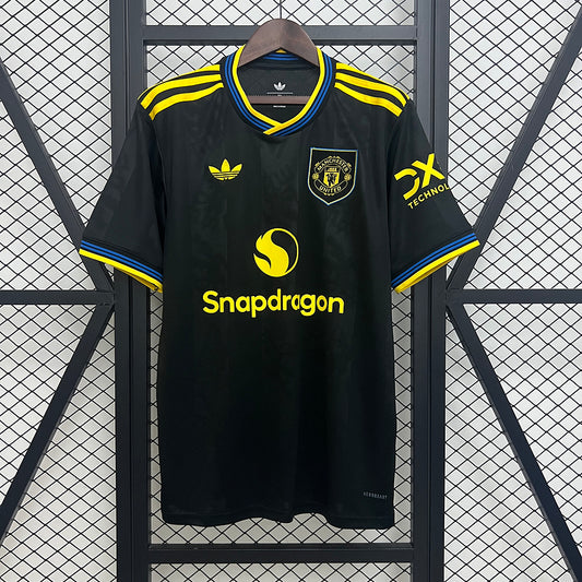 CAMISETA MANCHESTER UNITED 2025/26 VISITA HOMBRE (VERSIÓN FAN)