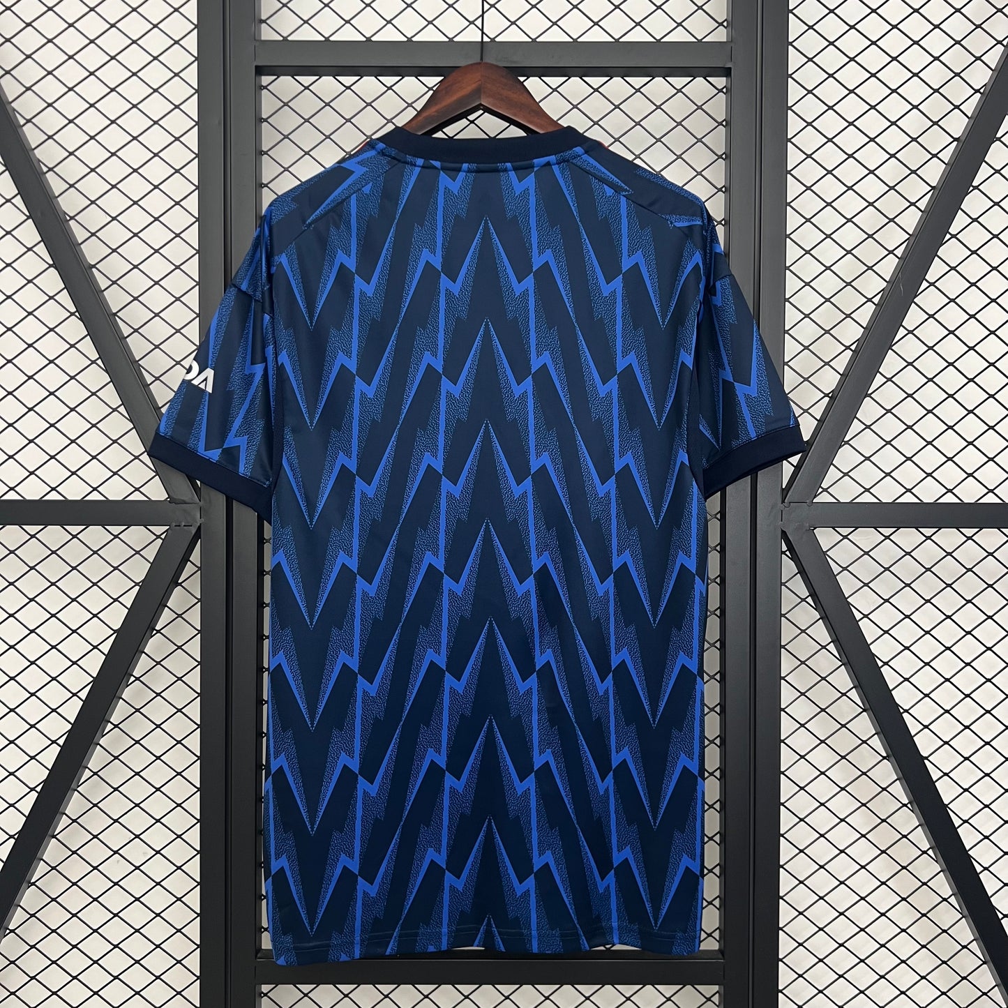 CAMISETA ARSENAL 2025/26 VISITA HOMBRE (VERSIÓN FAN)