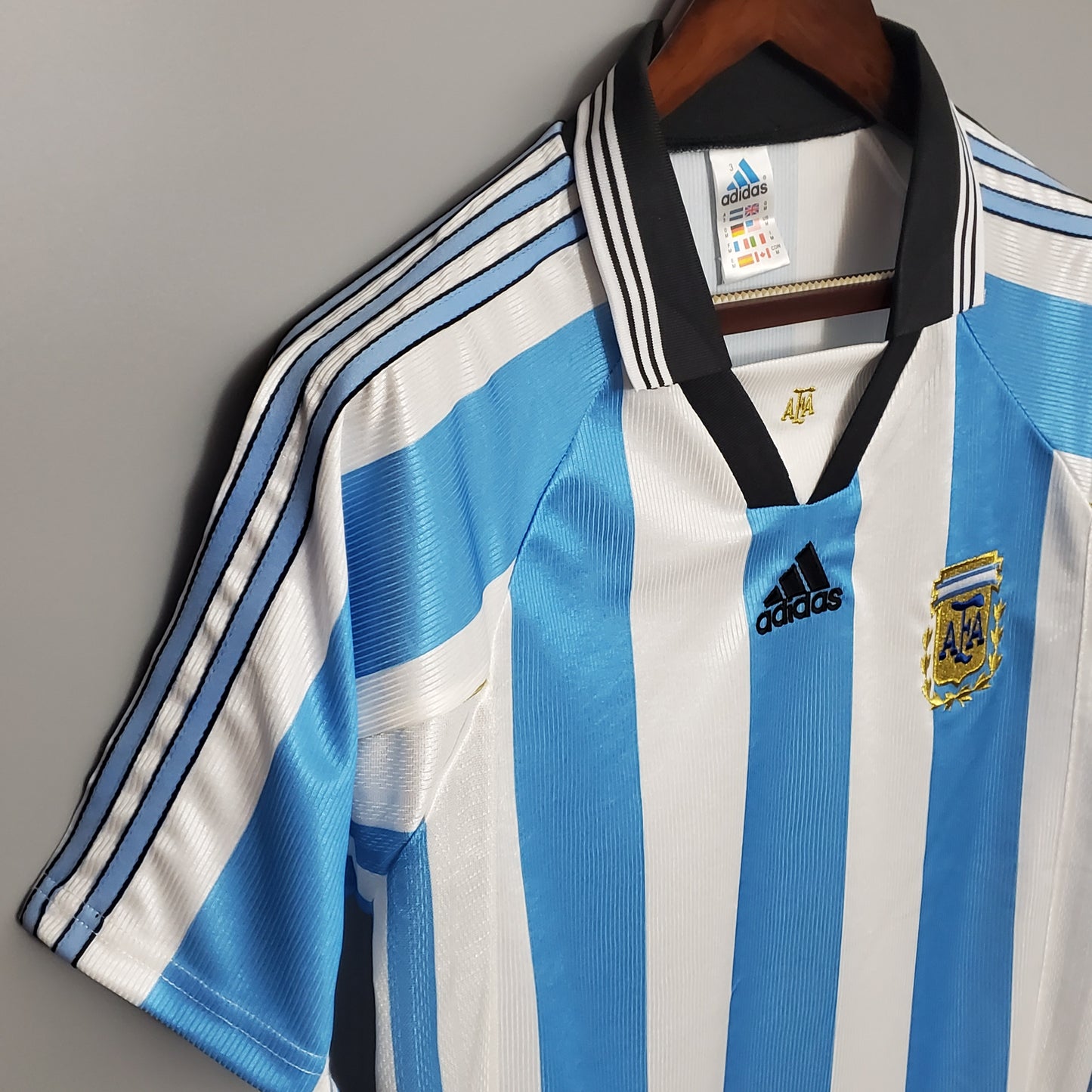 CAMISETA ARGENTINA 1998 RETRO LOCAL HOMBRE (VERSIÓN FAN)