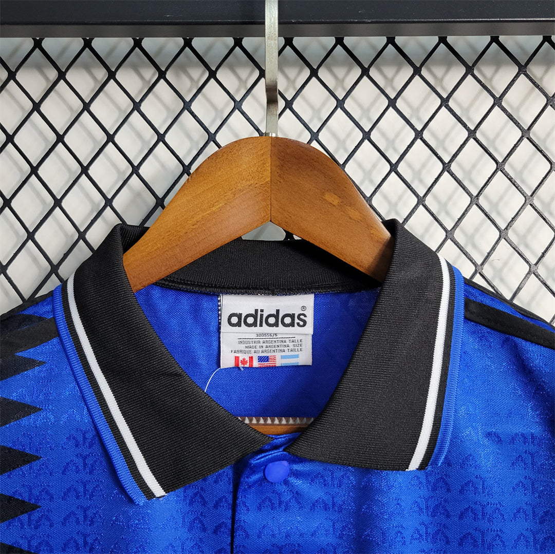 CAMISETA ARGENTINA 1986 RETRO VISITA HOMBRE (VERSIÓN FAN)