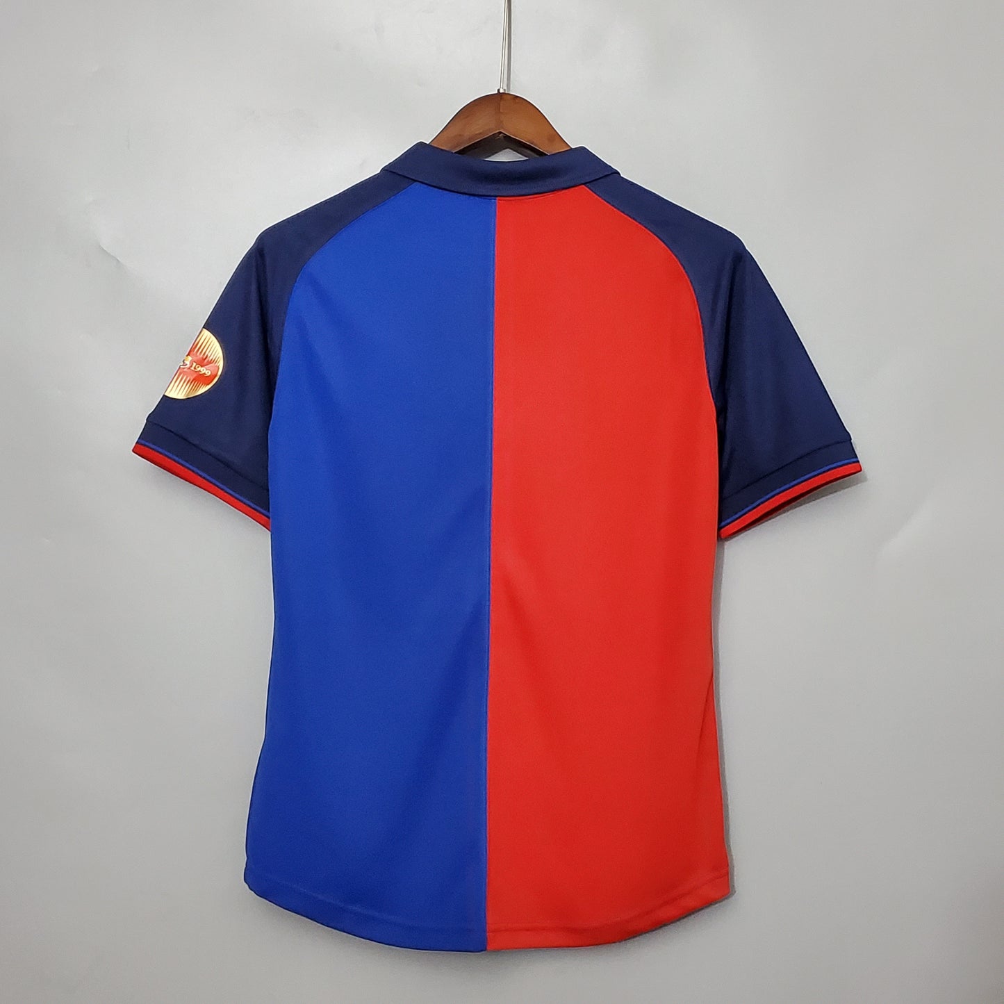 CAMISETA BARCELONA 1999 RETRO LOCAL HOMBRE (VERSIÓN FAN)