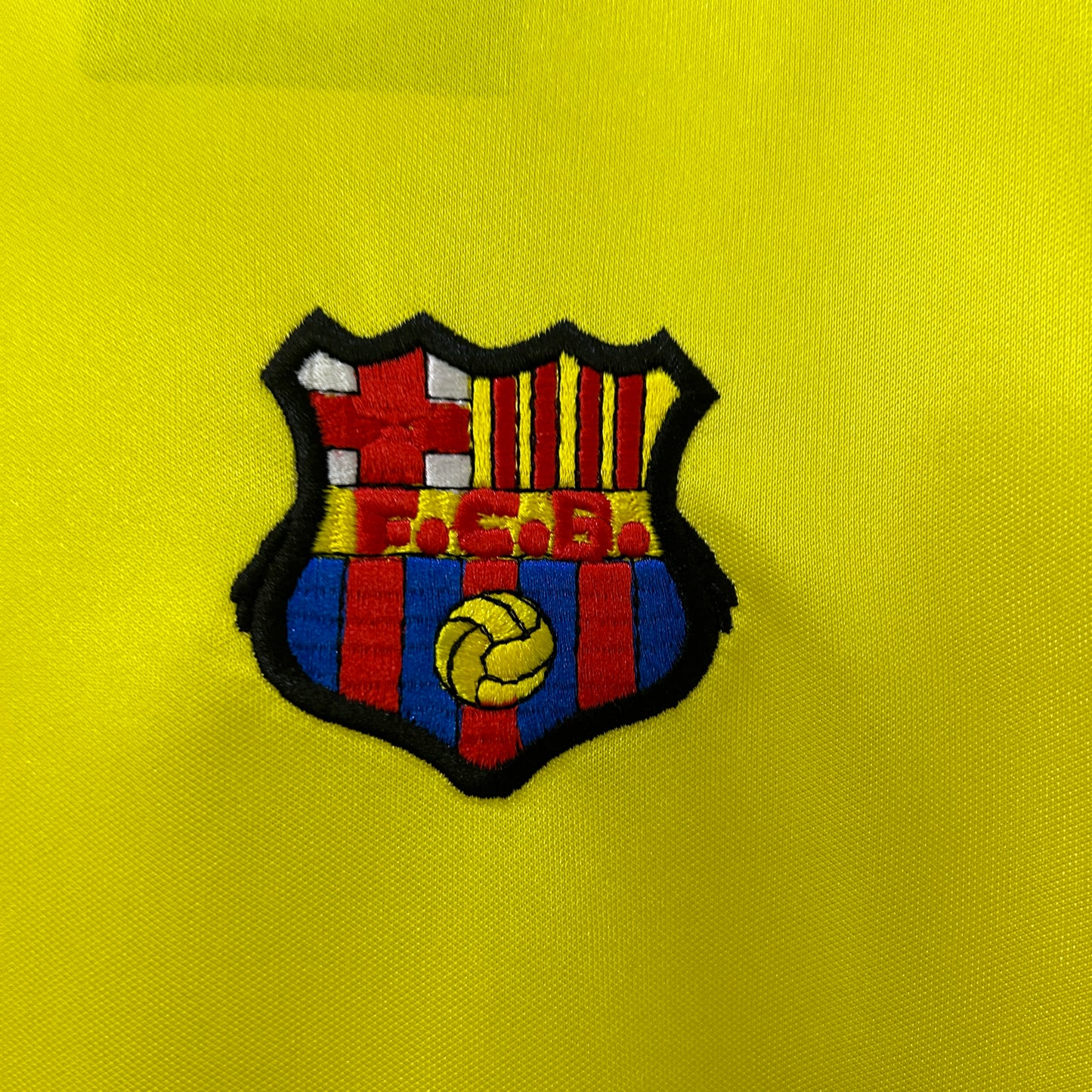 CAMISETA BARCELONA 1982/1984 RETRO VISITA HOMBRE (VERSIÓN FAN)