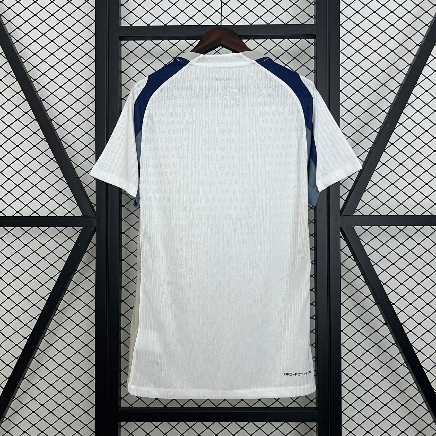 CAMISETA TOTTENHAM 2025/26 LOCAL HOMBRE (VERSIÓN FAN)