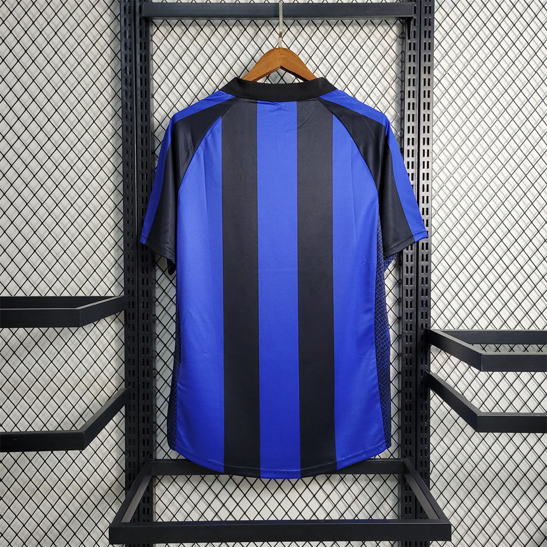 CAMISETA INTER DE MILAN RETRO 2001/02 LOCAL HOMBRE (VERSIÓN FAN)