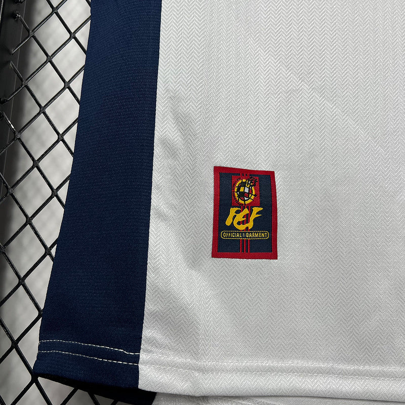 CAMISETA ESPAÑA 1998 RETRO VISITA HOMBRE (VERSIÓN FAN)