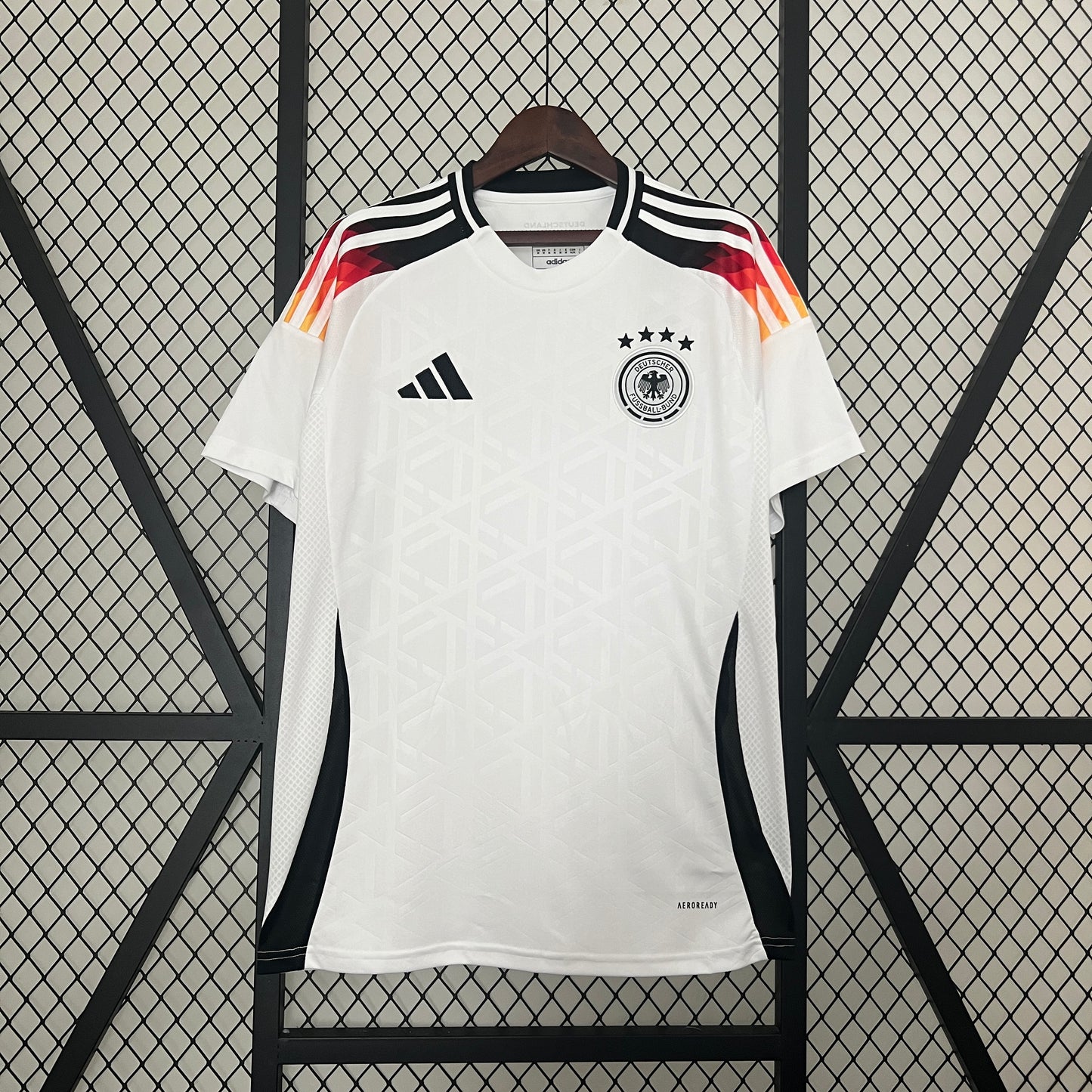 CAMISETA ALEMANIA 2024 RETRO LOCAL HOMBRE (VERSIÓN FAN)