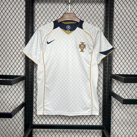 CAMISETA PORTUGAL 2004 RETRO VISITA HOMBRE (VERSIÓN FAN)