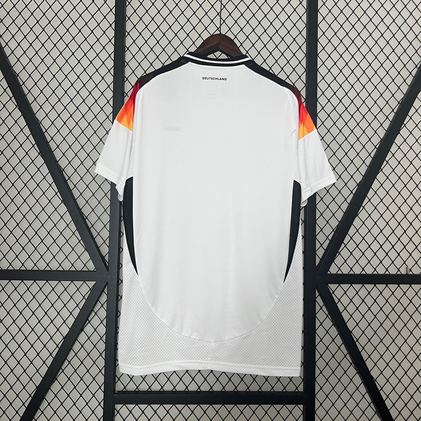 CAMISETA ALEMANIA 2024 RETRO LOCAL HOMBRE (VERSIÓN FAN)