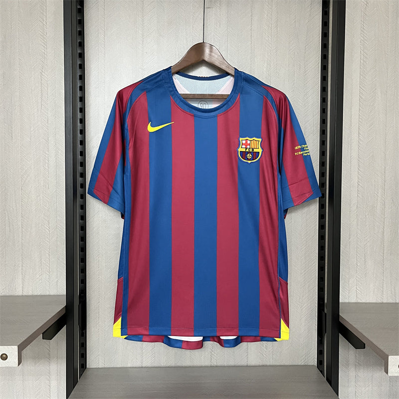 CAMISETA BARCELONA 2005/06 RETRO LOCAL HOMBRE (VERSIÓN FAN)