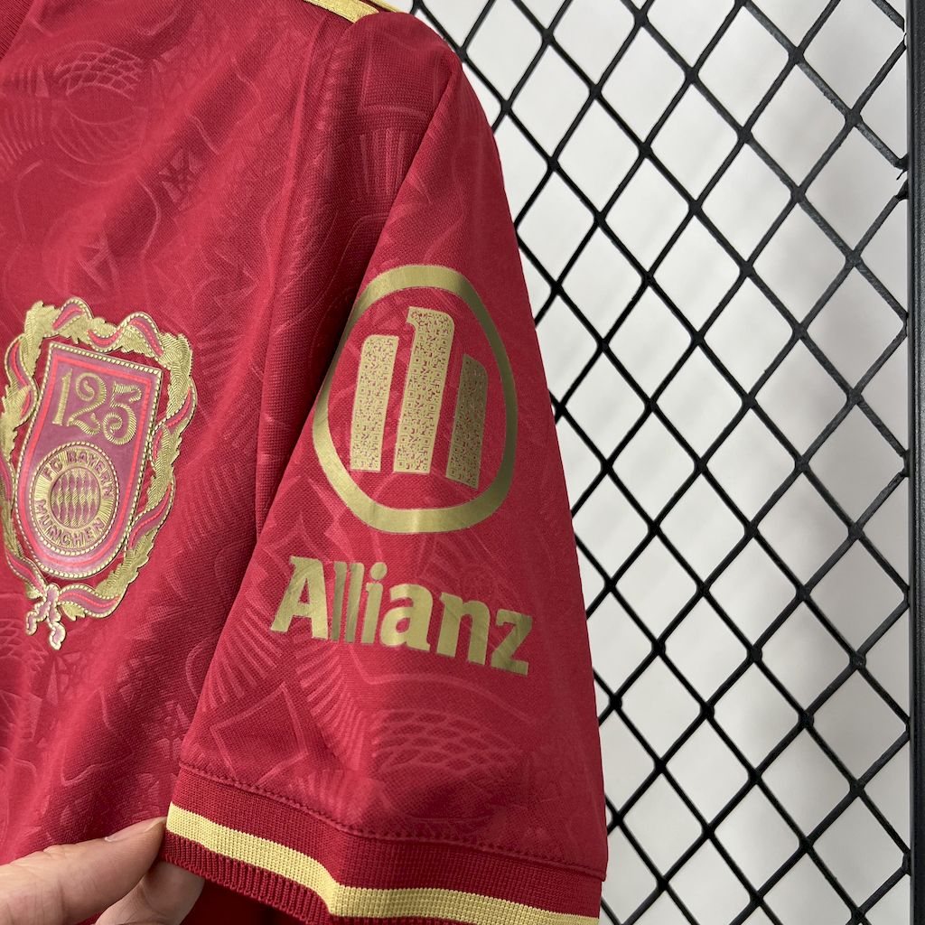 CAMISETA BAYERN MUNICH EDICIÓN 125 AÑOS HOMBRE (VERSIÓN FAN)
