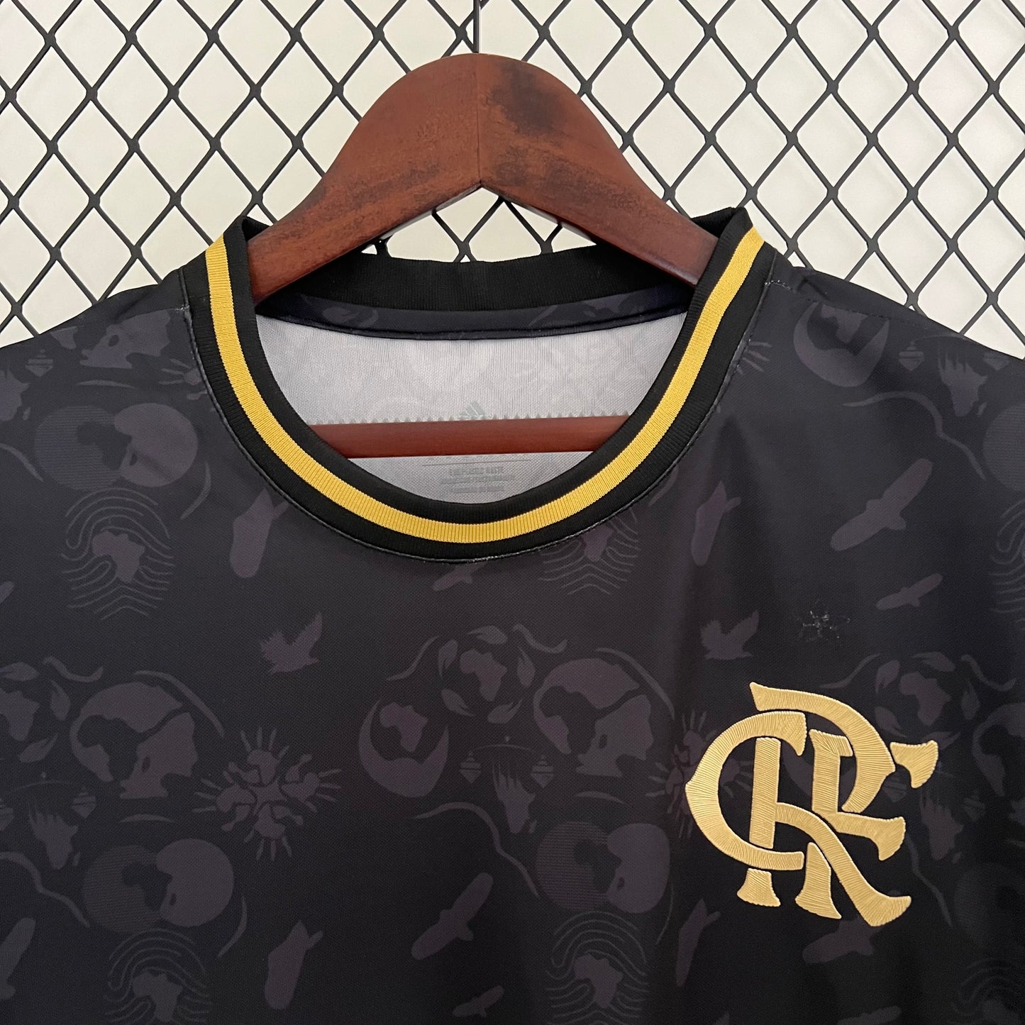 CAMISETA FLAMENGO 2023/24 VISITA HOMBRE (VERSIÓN FAN)
