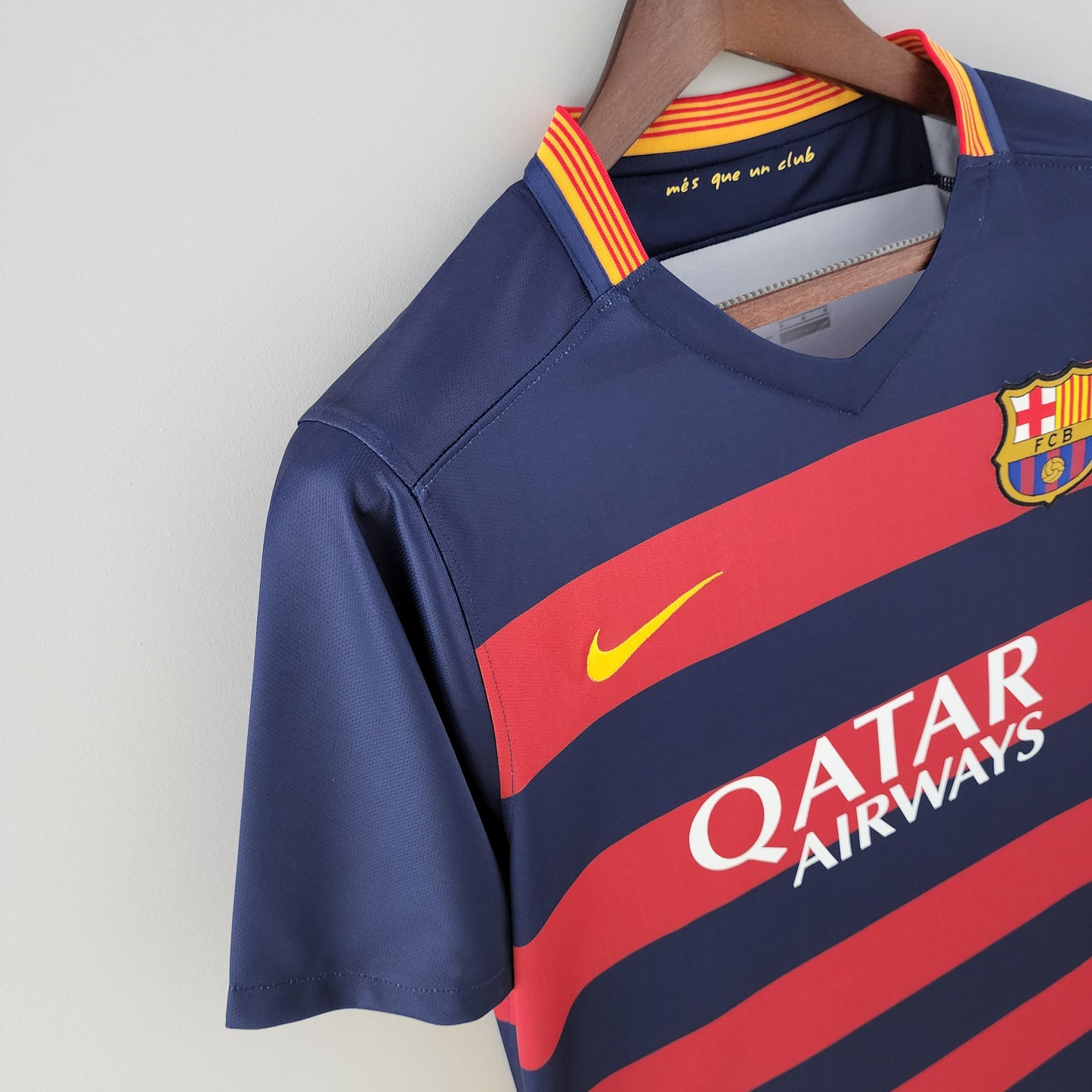 CAMISETA BARCELONA 2015/16 RETRO LOCAL HOMBRE (VERSIÓN FAN)
