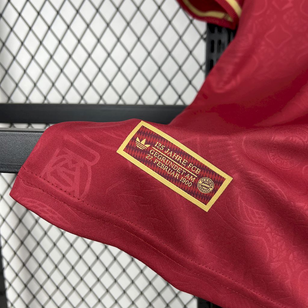 CAMISETA BAYERN MUNICH EDICIÓN 125 AÑOS HOMBRE (VERSIÓN FAN)