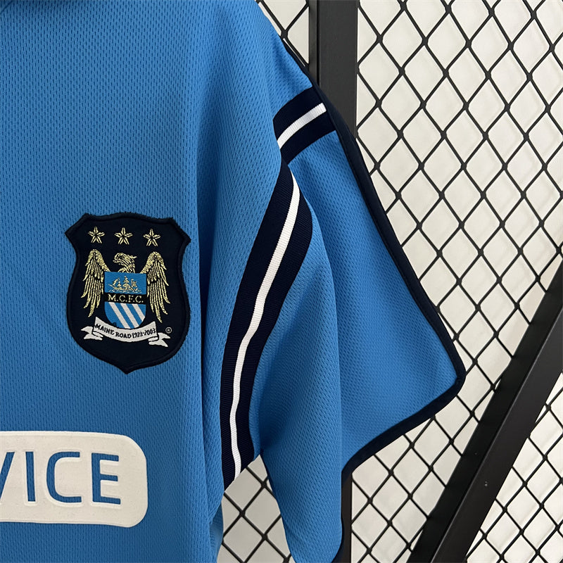 CAMISETA MANCHESTER CITY 2002/03 RETRO LOCAL HOMBRE (VERSIÓN FAN)