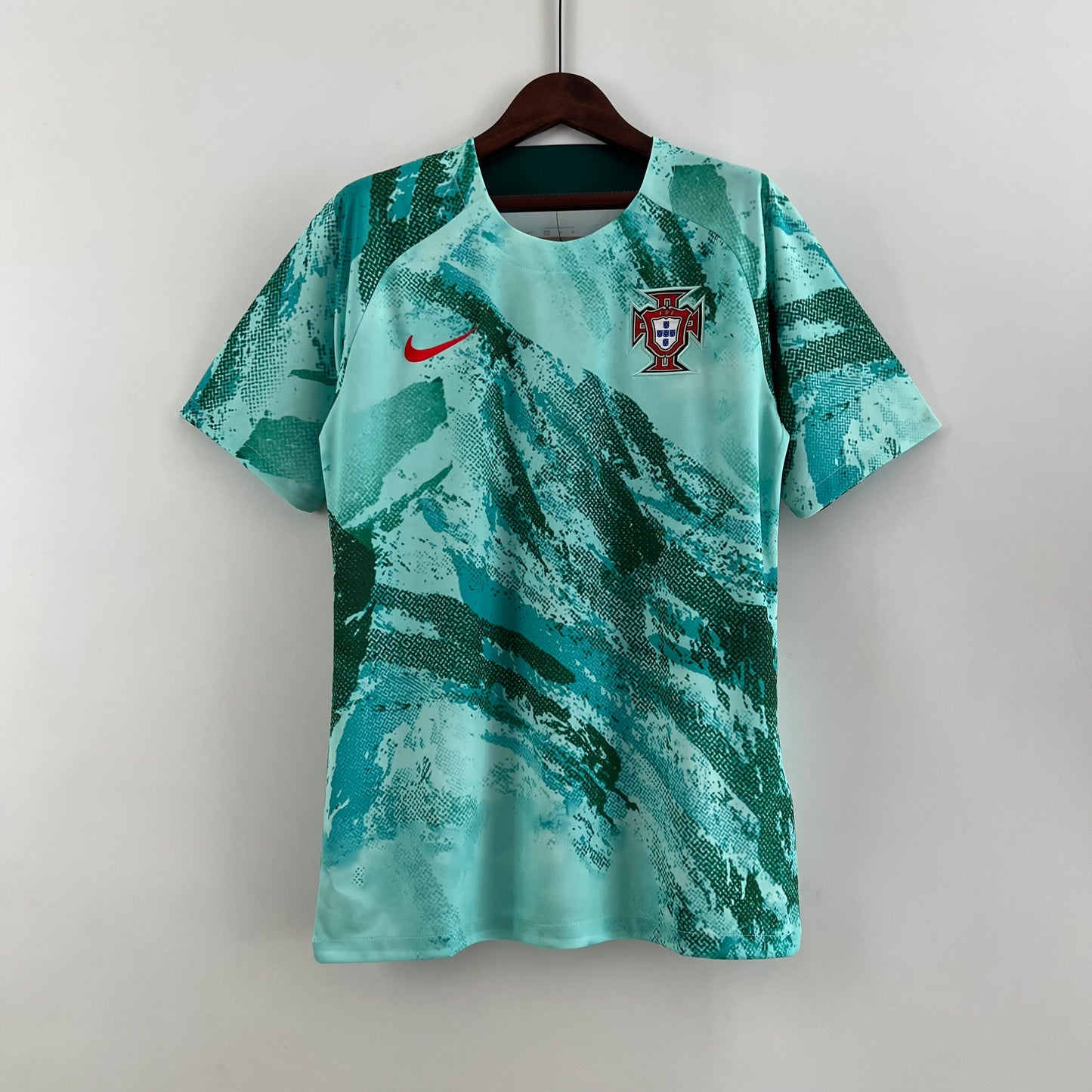 CAMISETA PORTUGAL 2022/23 RETRO VISITA HOMBRE (VERSIÓN FAN)
