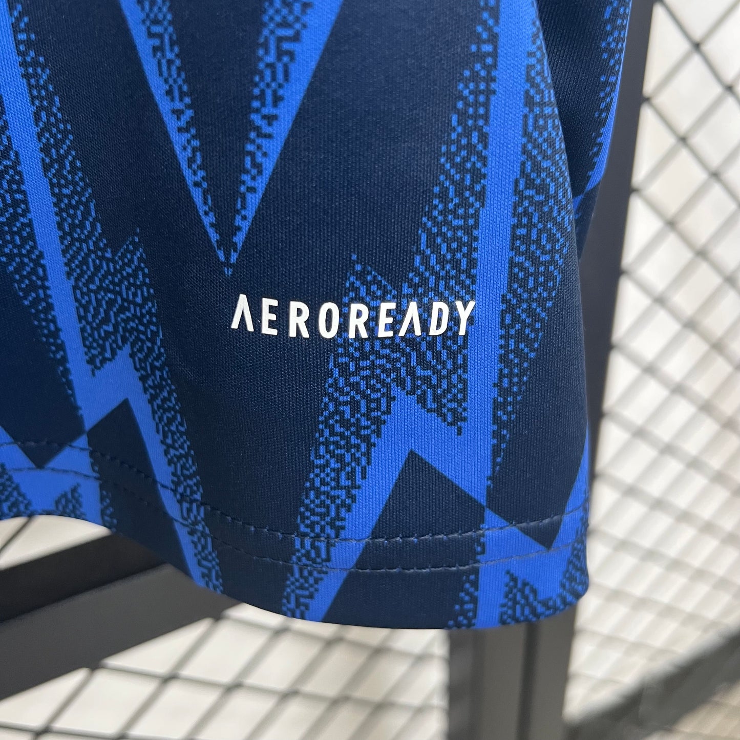 CAMISETA ARSENAL 2025/26 VISITA HOMBRE (VERSIÓN FAN)