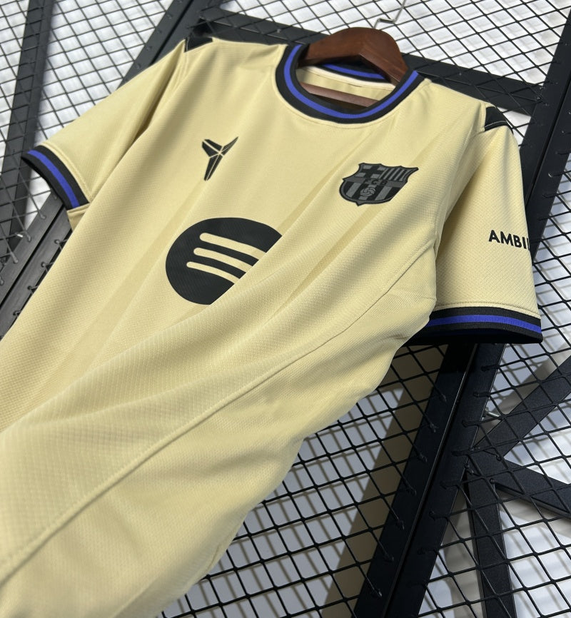 CAMISETA BARCELONA 2025/26 VISITA HOMBRE (VERSIÓN FAN)
